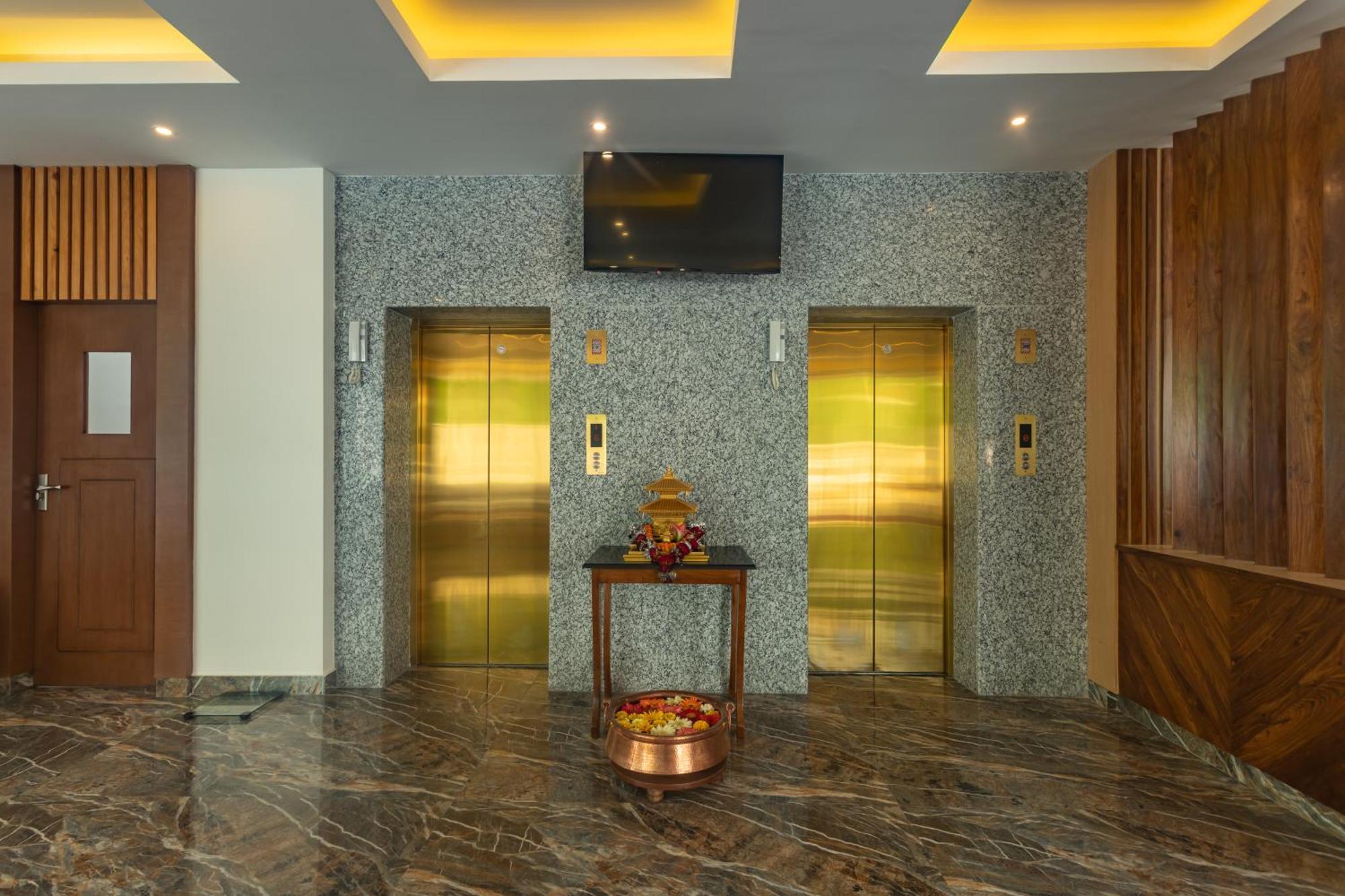 Hotel Crystal Pashupati Katmandú Exterior foto