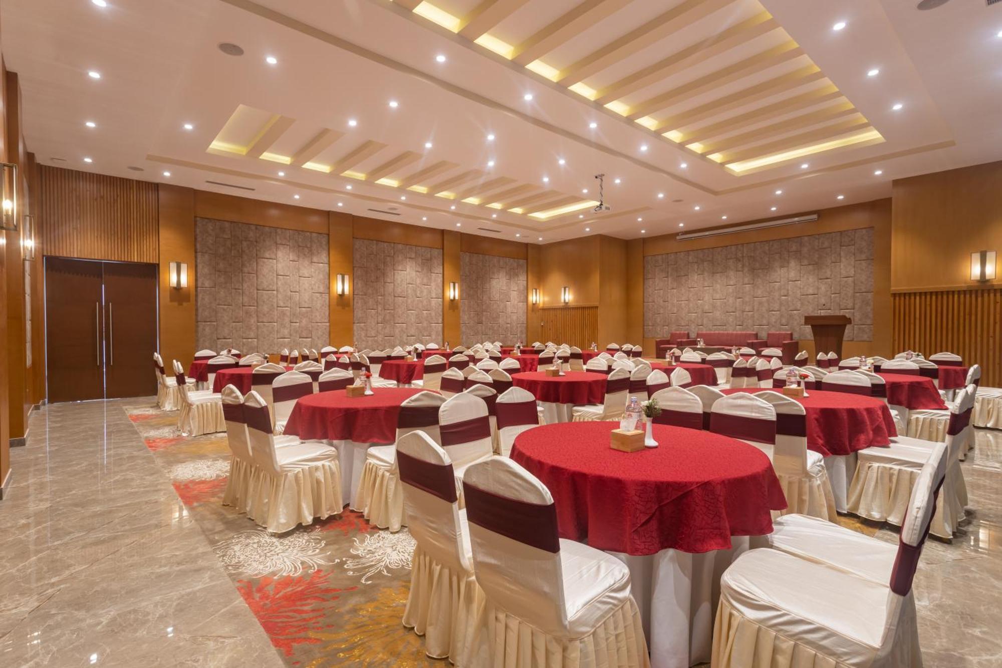 Hotel Crystal Pashupati Katmandú Exterior foto